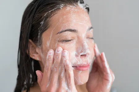 Face wash for sensitive skin